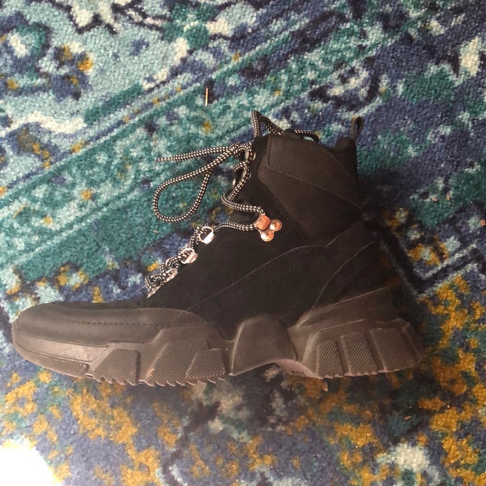 Size 8.5 shoes